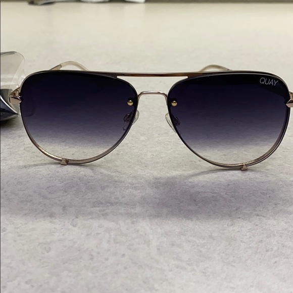 Quay Australia Accessories - High Key rimless black fade